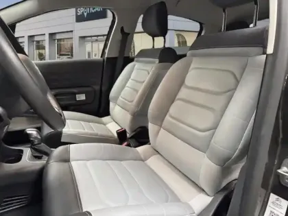 Photo 8 Citroën C3  1.2 PureTech 110ch S&S ELLE Boite Automatique