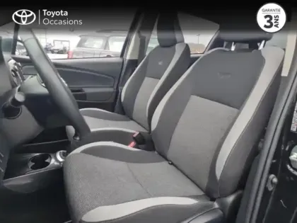 Photo 10 Toyota Yaris  70 VVT-i Design Y20 5p MY19