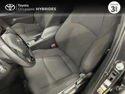 Photo 10 Toyota C-HR  122h Dynamic Business 2WD E-CVT RC18