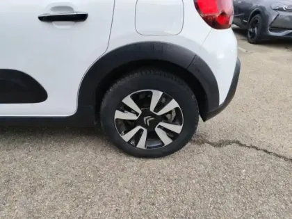 Photo 10 Citroën C3  1.2 PureTech 110ch S&S Shine EAT6