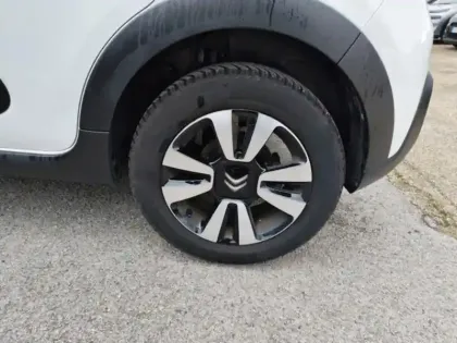 Photo 10 Citroën C3  1.2 PureTech 110ch S&S Shine 120-123g