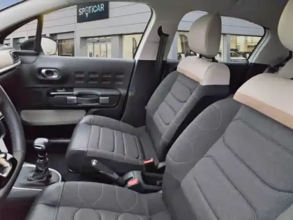 Photo 8 Citroën C3  1.2 PureTech 110ch S&S Shine 120-123g