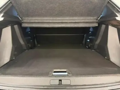 Photo 6 Peugeot 2008  1.5 BlueHDi 130ch S&S Allure Business EAT8 Commerciale 2 Places