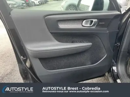 Photo 6 Volvo Xc40  T3 163ch R-Design Geartronic 8