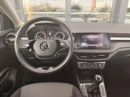 Photo 11 Skoda Fabia  1.0 TSI 95ch Ambition