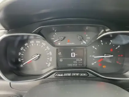 Photo 10 Citroën C3  PureTech 82ch Shine S&S E6.d