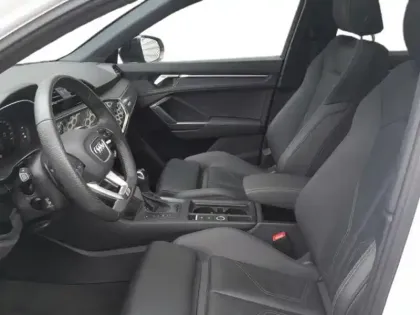 Photo 6 Audi Q3  Sportback 35 TFSI 150ch S line plus S tronic 7