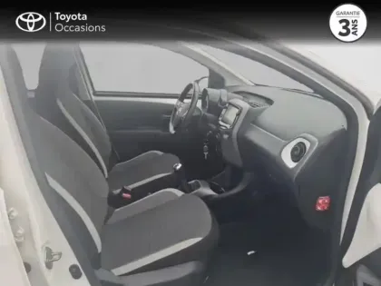 Photo 5 Toyota Aygo  1.0 VVT-i 69ch x-play 5p