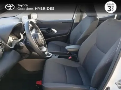 Photo 10 Toyota Yaris  116h Dynamic 5p MY22