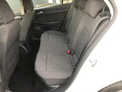 Photo 12 Volkswagen Golf  1.0 eTSI OPF 110ch Life Plus DSG7