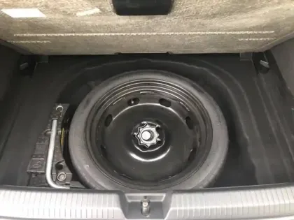 Photo 11 Volkswagen Golf  1.0 eTSI OPF 110ch Life Plus DSG7