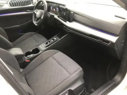 Photo 5 Volkswagen Golf  1.0 eTSI OPF 110ch Life Plus DSG7