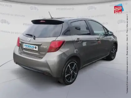 Photo 5 Toyota Yaris  HSD 100h Collection 5p