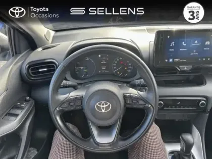 Photo 8 Toyota Yaris  116h Dynamic 5p MY22