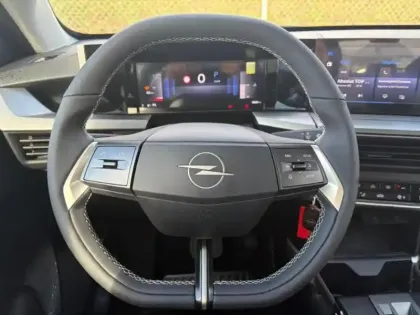 Photo 18 Opel Frontera  1.2 Turbo Hybrid 110ch Edition e-DCT6