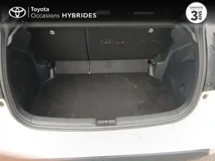 Photo 9 Toyota Yaris  116h France 5p