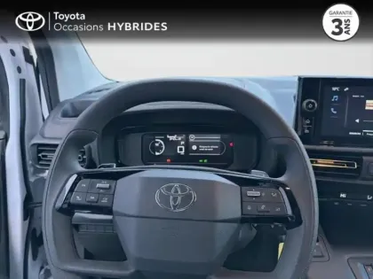 Photo 8 Toyota Proace  CITY Medium 130 D-4D Start MC24