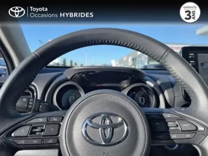 Photo 12 Toyota Yaris  116h Design 5p MY22