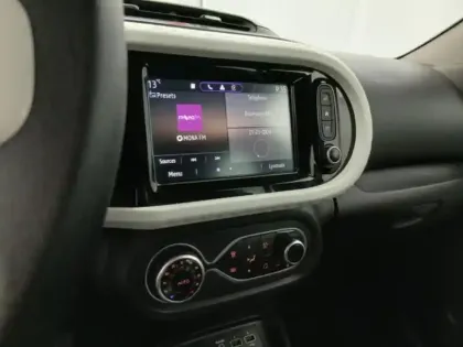 Photo 14 Renault Twingo  1.0 SCe 65ch Equilibre