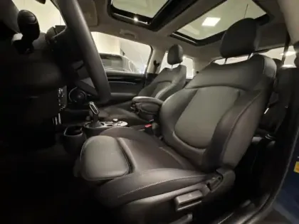 Photo 5 Mini Mini  Cooper SE 184ch Edition Premium Plus BVA 5CV