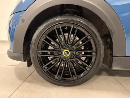 Photo 8 Mini Mini  Cooper SE 184ch Edition Premium Plus BVA 5CV