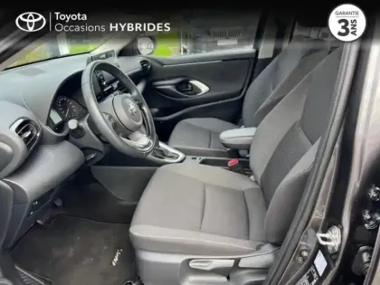 Photo 10 Toyota Yaris  116h Dynamic 5p MY22
