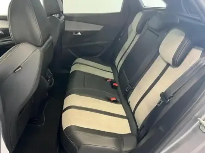 Photo 6 Peugeot 3008  Plug-in Hybrid 225ch GT e-EAT8