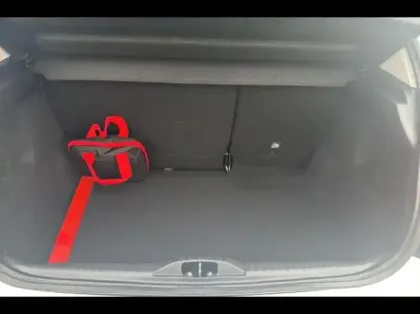 Photo 8 Citroën C3  1.2 PureTech 110ch S&S Shine EAT6