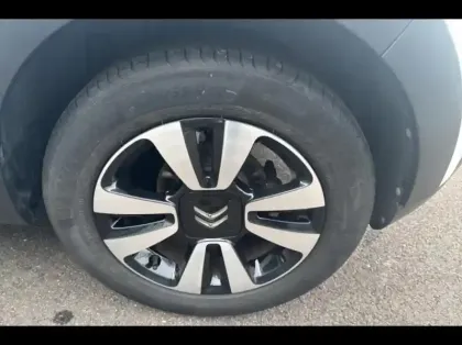 Photo 11 Citroën C3  1.2 PureTech 110ch S&S Shine EAT6