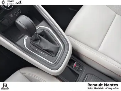 Photo 11 Renault Clio  1.3 TCe 140ch Initiale Paris