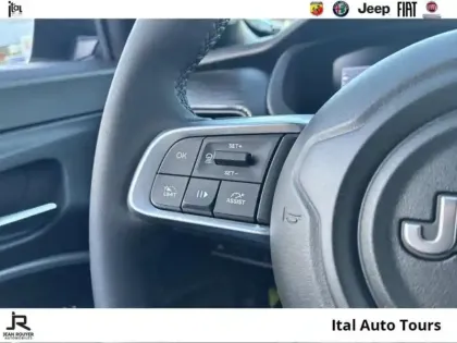 Photo 11 Jeep Avenger  1.2 Turbo T3 110ch MHEV Longitude BVR6 eHybrid