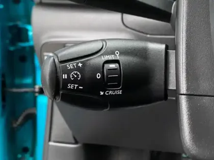 Photo 12 Citroën C3  1.5 BlueHDi 100ch S&S Feel E6.d