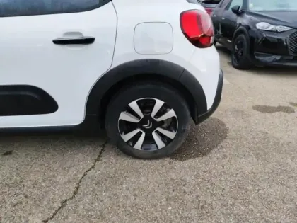 Photo 10 Citroën C3  1.2 PureTech 110ch S&S Shine 120-123g