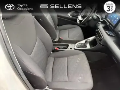 Photo 5 Toyota Yaris  116h Dynamic 5p MY22