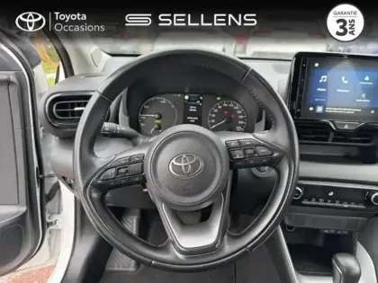 Photo 8 Toyota Yaris  116h Dynamic 5p MY22