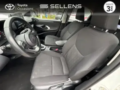 Photo 10 Toyota Yaris Gén. IV Ph1 Dynamic 5