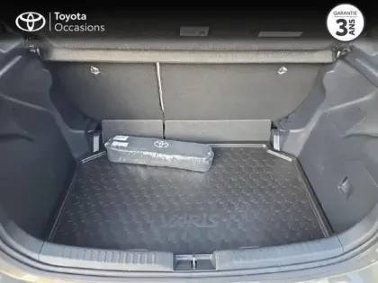 Photo 9 Toyota Yaris  116h Iconic 5p MY22