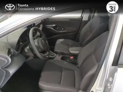 Photo 10 Toyota Yaris  116h Design 5p MY25