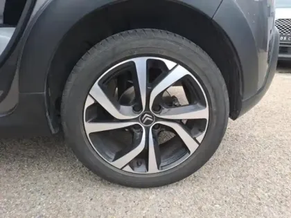 Photo 10 Citroën C3  1.2 PureTech 110ch S&S ELLE