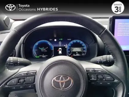 Photo 12 Toyota Yaris  116h Collection 5p MC24