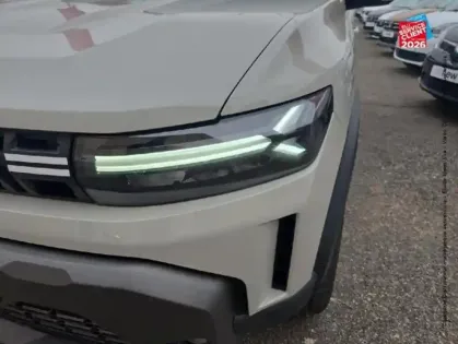 Photo 12 Dacia Duster  1.6 hybrid 140ch Extreme