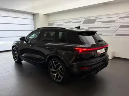 Photo 5 Audi Q6 E-tron  e-tron 306ch performance S line