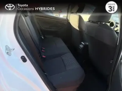 Photo 6 Toyota Yaris  116h Dynamic Business + Programme Beyond Zero Academy 5p MC24