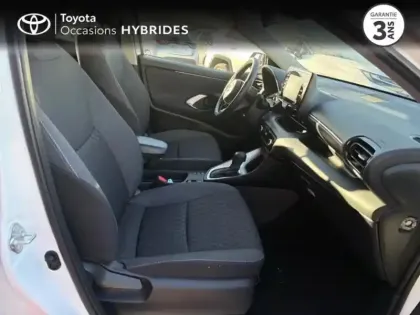 Photo 5 Toyota Yaris  116h Dynamic Business + Programme Beyond Zero Academy 5p MC24