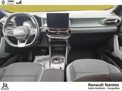 Photo 9 Dacia Duster  1.6 hybrid 140ch Extreme