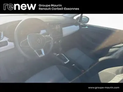 Photo 8 Renault Clio  1.6 E-Tech hybride 145ch Evolution