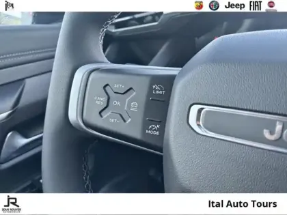 Photo 13 Jeep Compass  1.2 Turbo T3 145ch e-Hybrid Altitude BVR6