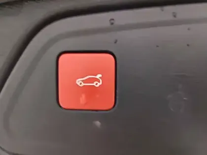 Photo 69 Peugeot 3008  Hybrid 225 e-EAT8