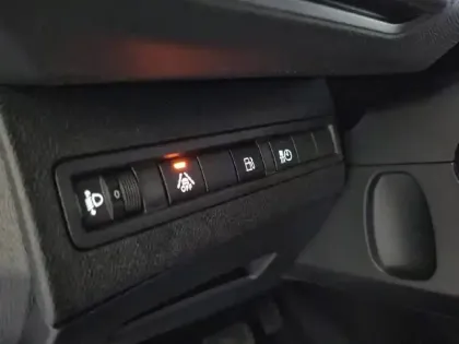 Photo 66 Peugeot 3008  Hybrid 225 e-EAT8