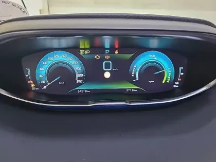 Photo 9 Peugeot 3008  Hybrid 225 e-EAT8